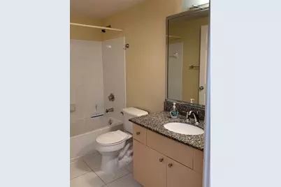 2565  Centergate Dr, Unit #204, Miramar, FL 33025 - Photo 26