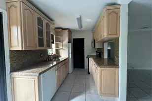 6101 NW 18th St, Margate, FL 33063 - Photo 10