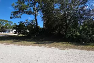 685 N Willow St, Clewiston, FL 33440 - Photo 4