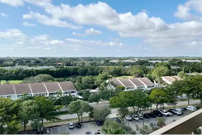 2480  Presidential Way, Unit #1004, West Palm Beach, FL 33401 - Photo 32