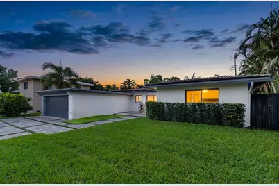 2117 NE 29th St, Fort Lauderdale, FL 33306 - Photo 2