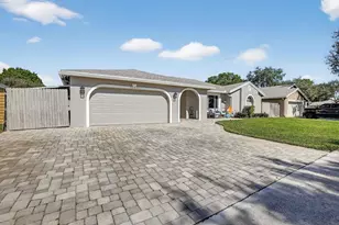 11611 SW 52nd St, Cooper City, FL 33330 - Photo 2