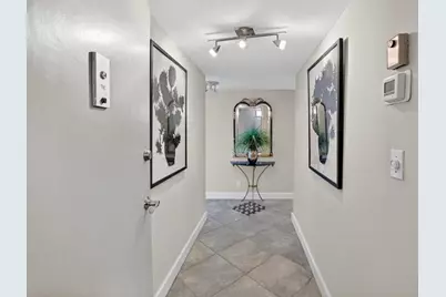 1160 N Federal Hwy, Unit #716, Fort Lauderdale, FL 33304 - Photo 4