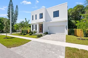 1401 NE 16th Ave, Fort Lauderdale, FL 33304 - Photo 1