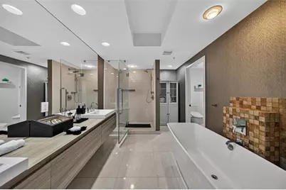 17301  Biscayne Blvd, Unit #506, Aventura, FL 33160 - Photo 30