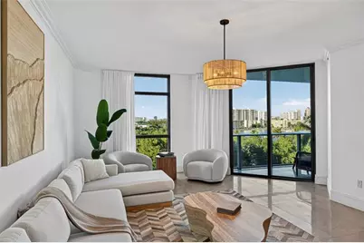 17301  Biscayne Blvd, Unit #506, Aventura, FL 33160 - Photo 12