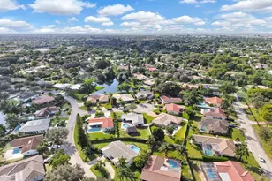 9921 NW 38th St, Coral Springs, FL 33065 - Photo 6