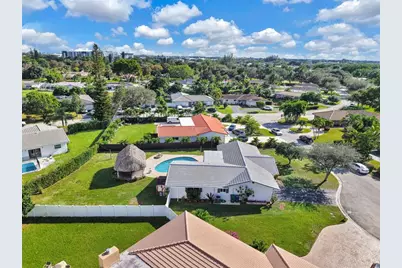 9921 NW 38th St, Coral Springs, FL 33065 - Photo 14