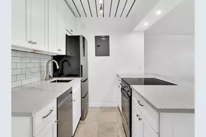 801 NE 18th Ct, Unit #103, Fort Lauderdale, FL 33305 - Photo 8