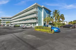 801 NE 18th Ct Unit, Fort Lauderdale, FL 33305 - Photo 2