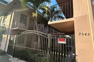 2545 Taft St, Hollywood, FL 33020 - Photo 10