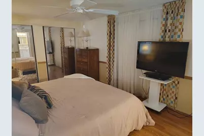 142 W Caribbean, Port Saint Lucie, FL 34952 - Photo 12