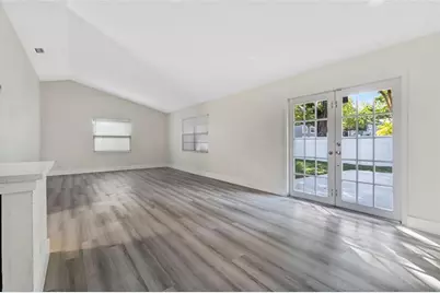 1312 SW 75th Ave, North Lauderdale, FL 33068 - Photo 8