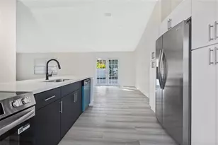 1312 SW 75th Ave, North Lauderdale, FL 33068 - Photo 4