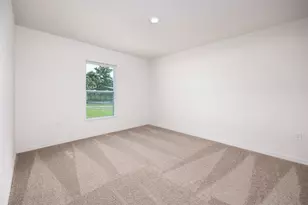 2737 SE Mariposa Ave, Port Saint Lucie, FL 34983 - Photo 10