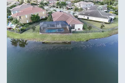 9750  Lakeview Ln, Parkland, FL 33076 - Photo 26