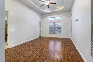 9750 Lakeview Ln, Parkland, FL 33076 - Photo 12