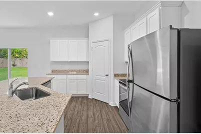 5262 NW Lamoore Ln, Port Saint Lucie, FL 34953 - Photo 4