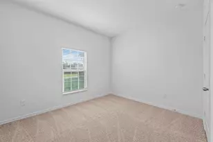 5262 NW Lamoore Ln, Port Saint Lucie, FL 34953 - Photo 14