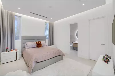 5747 NW 63rd Way, Parkland, FL 33067 - Photo 32