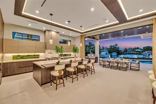 51 Isla Bahia Dr, Fort Lauderdale, FL 33316 - Photo 4