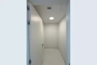 300  Biscayne Blvd Way, Unit #2508, Miami, FL 33131 - Photo 22