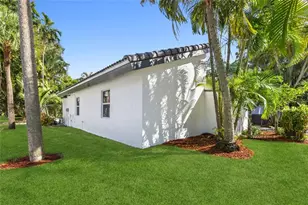 4701 NW 1st Pl, Deerfield Beach, FL 33442 - Photo 42