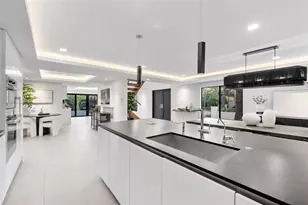 500 NE 14th Ave, Fort Lauderdale, FL 33301 - Photo 2