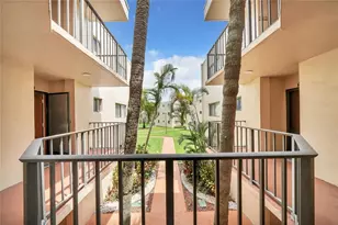 5250 Las Verdes Cir, Delray Beach, FL 33484 - Photo 30