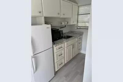 935 NE 33rd St, Oakland Park, FL 33334 - Photo 20