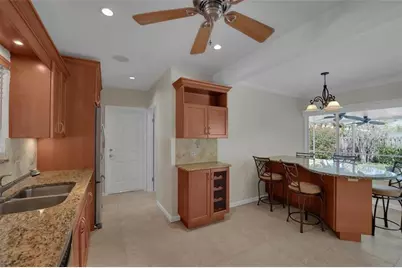 2725 SE 5th Ct, Pompano Beach, FL 33062 - Photo 10