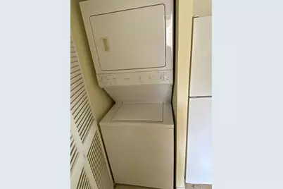 12104  Glenmoor Dr, Unit #12104, West Palm Beach, FL 33409 - Photo 12