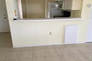 12104 Glenmoor Dr, West Palm Beach, FL 33409 - Photo 4