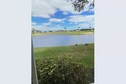 12104  Glenmoor Dr, Unit #12104, West Palm Beach, FL 33409 - Photo 16