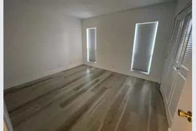 250 NE 20th St, Unit #210, Boca Raton, FL 33431 - Photo 26