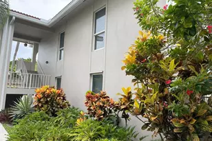 250 NE 20th St, Boca Raton, FL 33431 - Photo 2