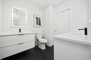 246 City View Dr, Fort Lauderdale, FL 33311 - Photo 36