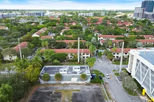 246 City View Dr, Fort Lauderdale, FL 33311 - Photo 54
