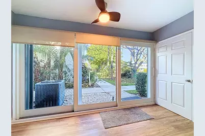 2050 NE 39th St, Unit #110, Lighthouse Point, FL 33064 - Photo 4