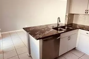 4735 SW 14th St, Deerfield Beach, FL 33442 - Photo 10