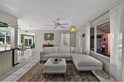 40 SW 9th Ct, Pompano Beach, FL 33060 - Photo 10