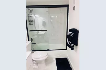 3910  Inverrary Blvd, Unit #203B, Lauderhill, FL 33319 - Photo 4