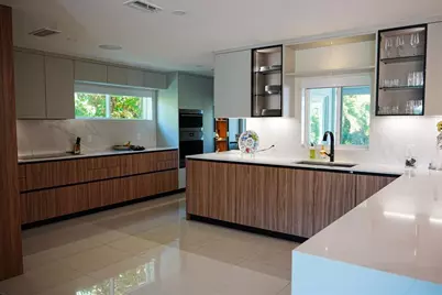 1017  Lincoln St, Hollywood, FL 33019 - Photo 2