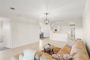 413 W Tangerine Square, Vero Beach, FL 32968 - Photo 10