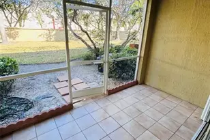 12113 SW 2nd St, Pembroke Pines, FL 33025 - Photo 16