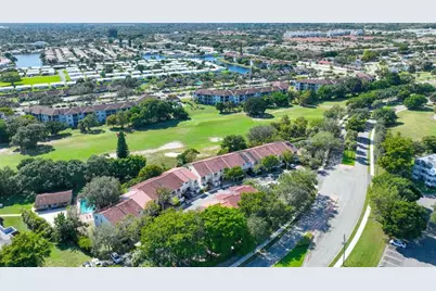 8464  Lagos De Campo Blvd, Tamarac, FL 33321 - Photo 40