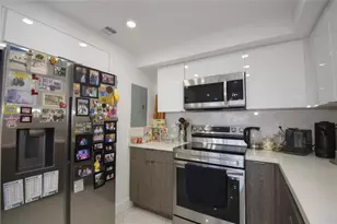 20301 W Country Club Dr Unit, Aventura, FL 33180 - Photo 10