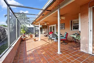 10120 Sheridan St, Pembroke Pines, FL 33026 - Photo 34