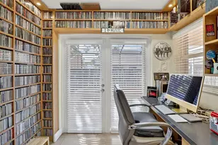 10120 Sheridan St, Pembroke Pines, FL 33026 - Photo 14