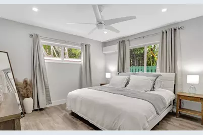 305  Hibiscus Ave, Pompano Beach, FL 33062 - Photo 30